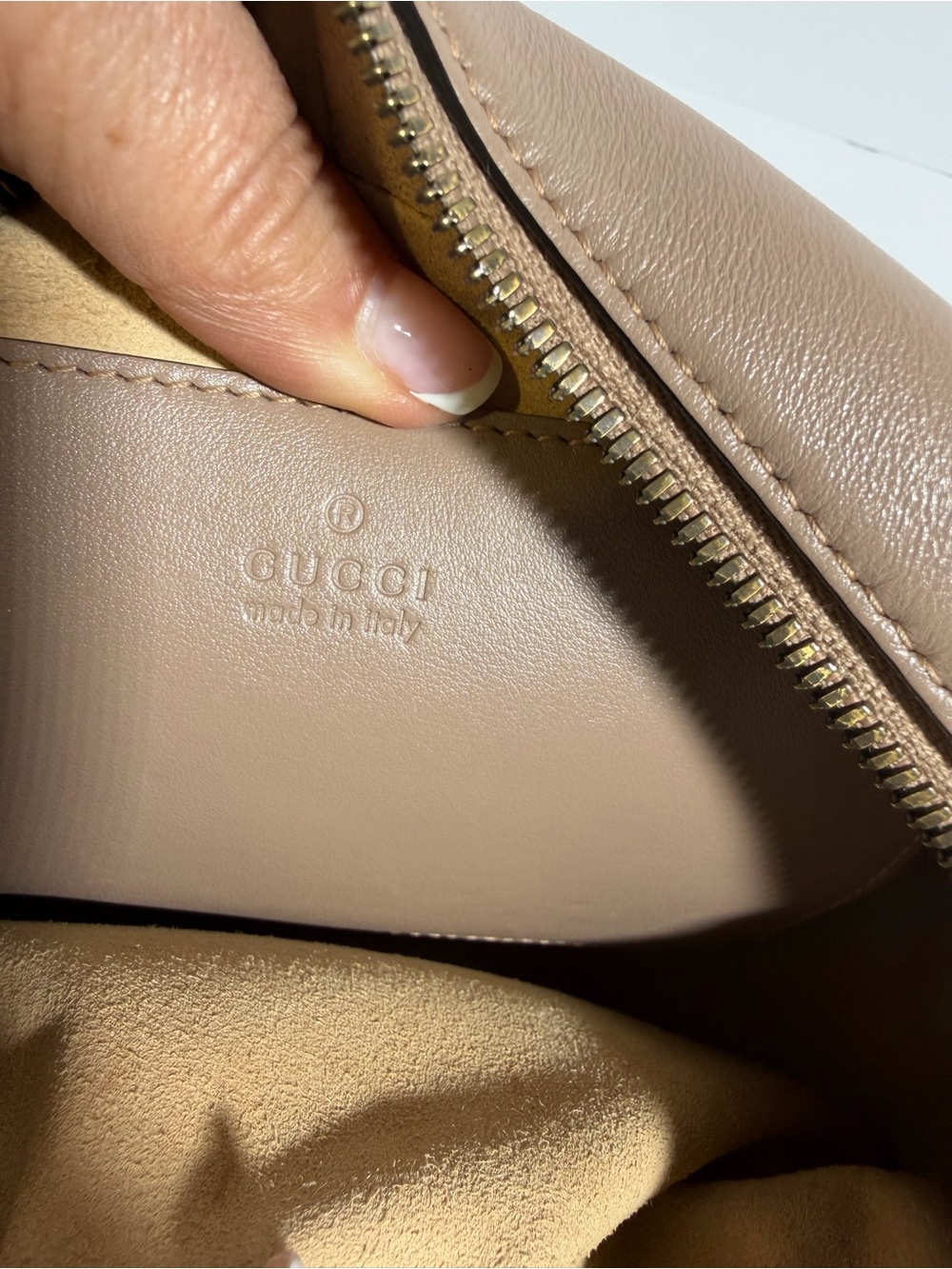 AUTHENTIC Gucci Beige/Pink Matelassé GG Marmont Camera Crossbody Bag - Picture 13 of 16
